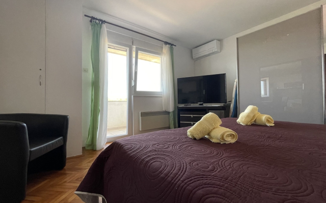 Apartments Veli Rat