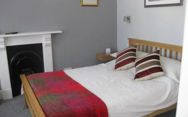 Acorns Guest House