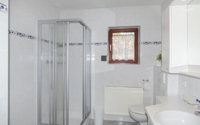 Beautiful Apartment in Arrach With 2 Bedrooms and Wifi