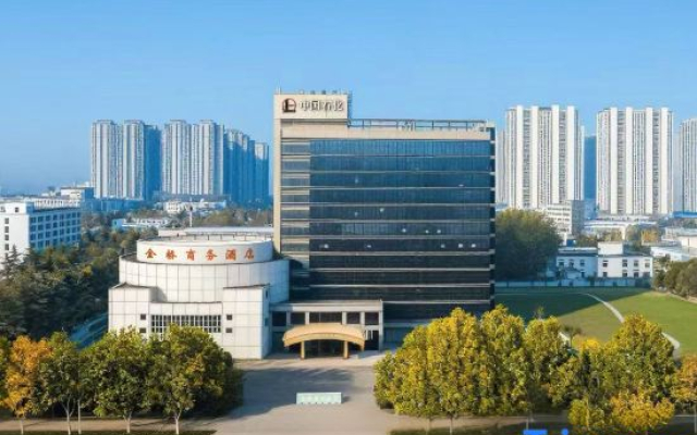 Jinqiao Business Hotel