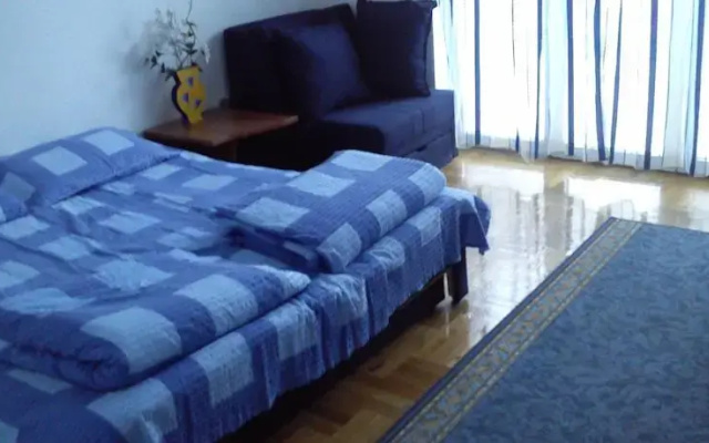 Ritz Apartments
