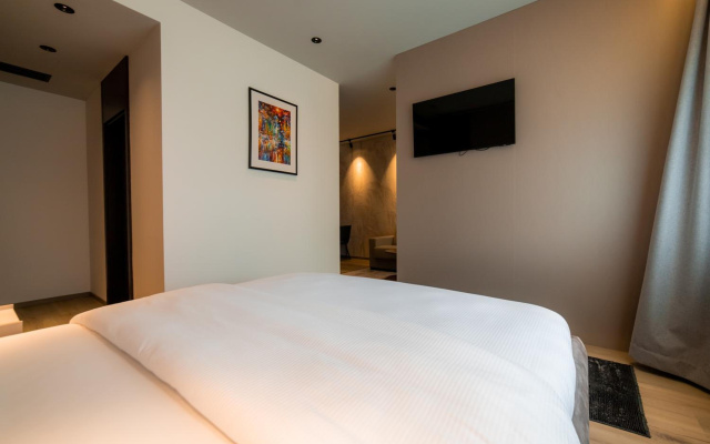 Emery Hotel
