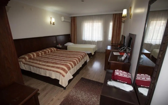 Hotel Grand Astra Bartin