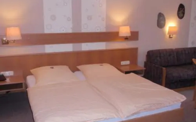Landhotel Weining