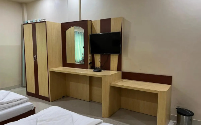 Hotel Lee Garden, Near Blue Flag Beach(500 Mtrs), Puri