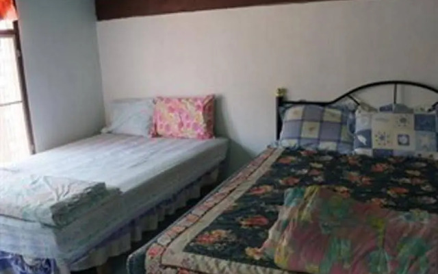 Baan Khun Yay Homestay