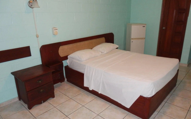 Hotel Garant & Suites