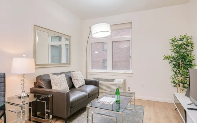 Market Street Condos by Barsala