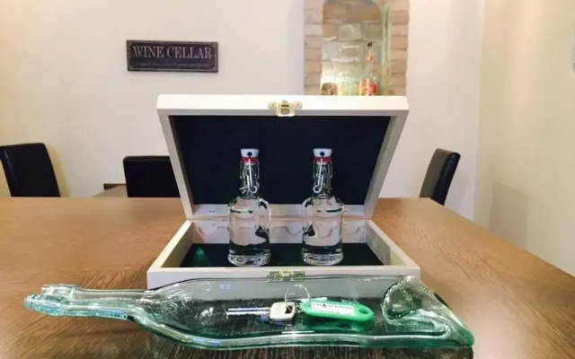 Wine Cellar Boutique Apartment