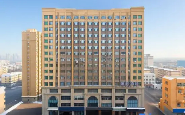 Lifeng Hotel (Wujiaqu Cultural Center Municipal Government Branch)