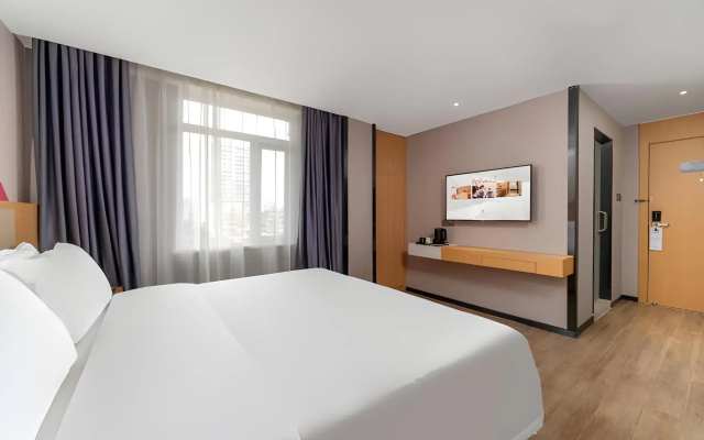 Borrman Hotel (Guangzhou Shisanhang Ximenkou Metro Station)