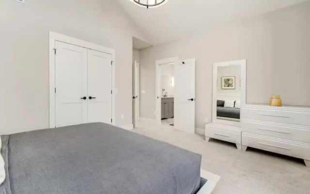 Jungle House Designer Residences – Downtown Columbus