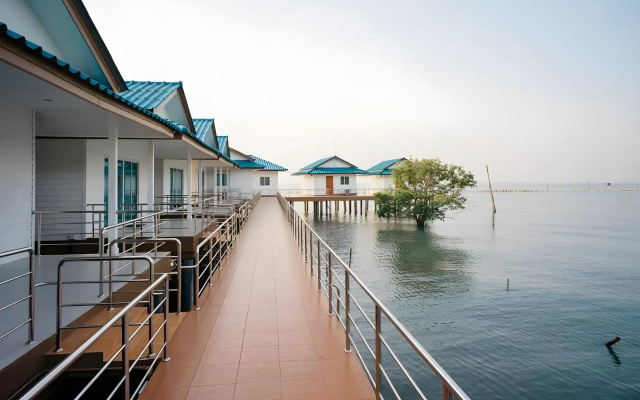 Chan Le Resort