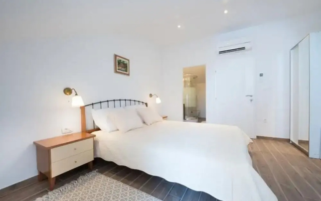 Apartments Horizon - Double Room With Balcony and Sea View