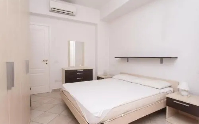 N44 - Numana, nuovo trilocale con terrazzo e a/c