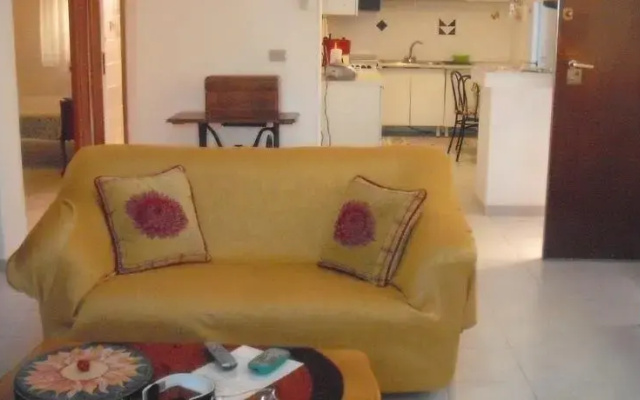 apartment ingresso indipendente con giardino privato 30mt. dal mare