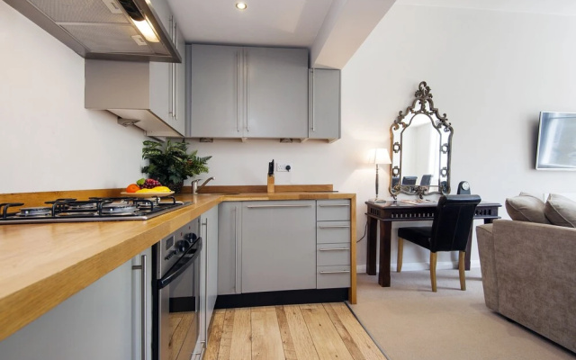 The Chelsea Harcourt Lodge - LPR
