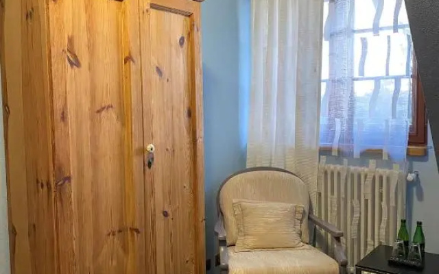 Dom Wypoczynkowy "Pod Strzechą" w Giewartowie