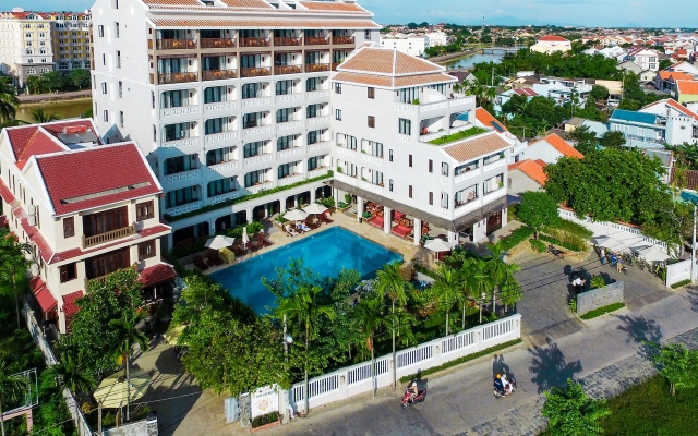 Hoi An River Town Hotel вид на фасад