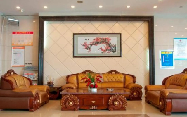 Shuiyue Qinghua Hotel