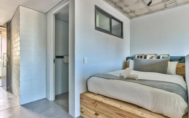 Lovely Couples Retreat Studio Apartment!