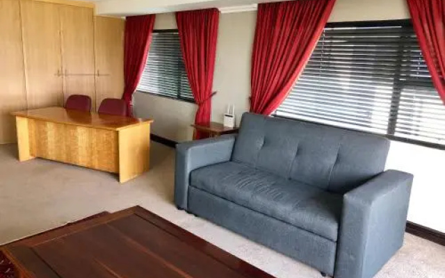 Kosmos Lodge