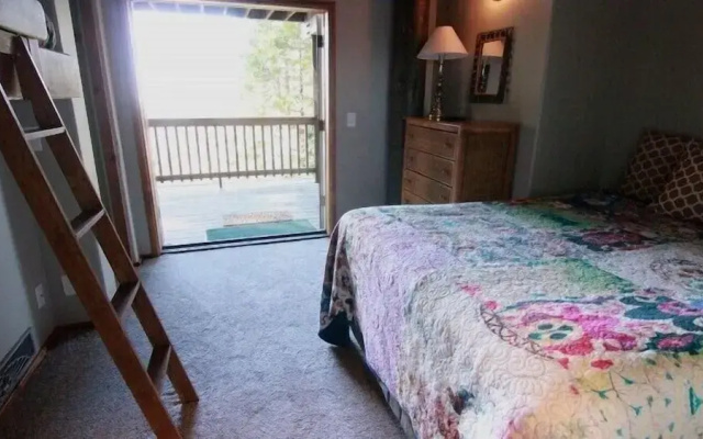 Scenic Wonders Treehouse Lodge 2 Bedroom