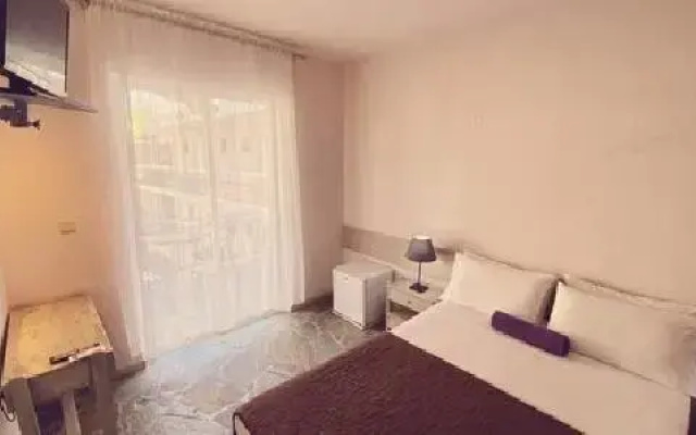 Ermis Hotels & Resorts