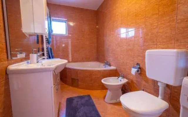 Apartments Irini