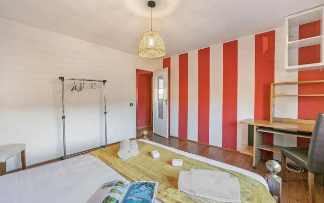 La Lanterna Swimming Pool Retreat