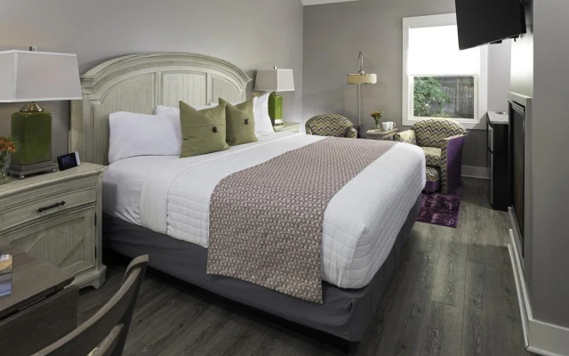 The Hotel Saugatuck