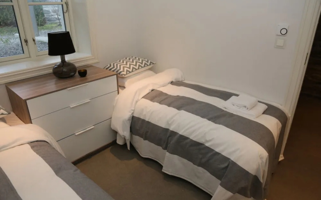 Alnes Gård