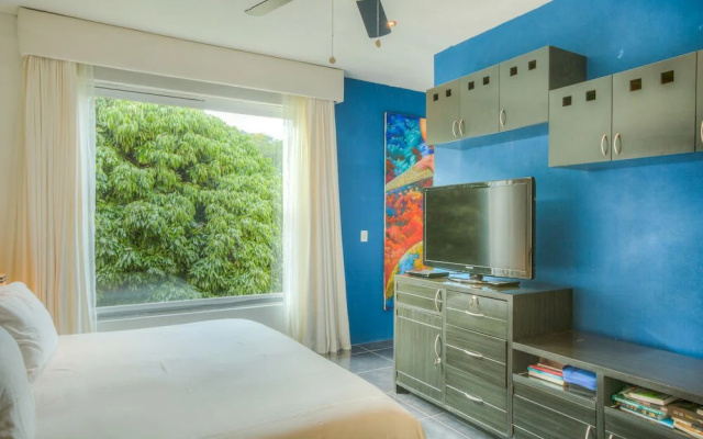 Villa Azalea Luxury B & B