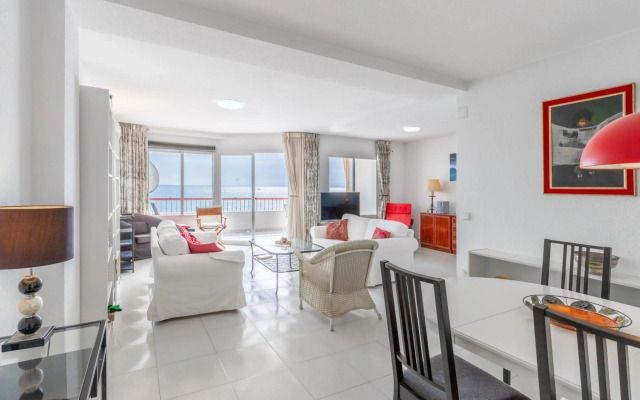 Seafront apartment Altea