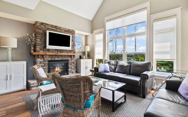 Rivergrass Condos