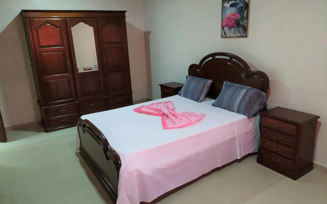 Casa Cabral : Big Apartment next to the beach