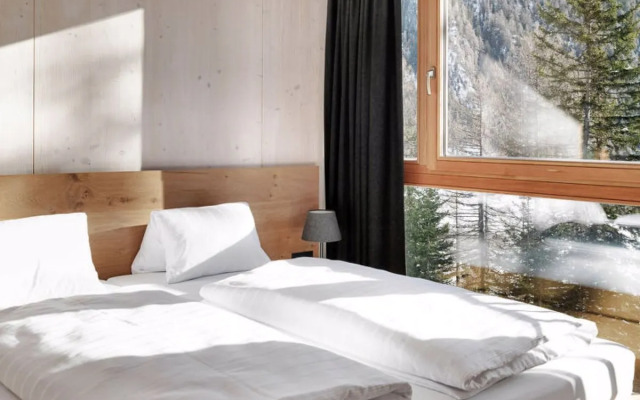 Gradonna Mountain Resort (KAX101)