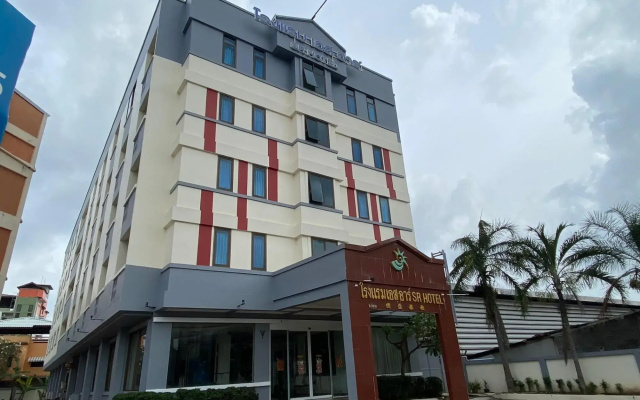 SR Hotel