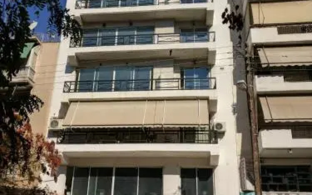 Thelma's Apartment