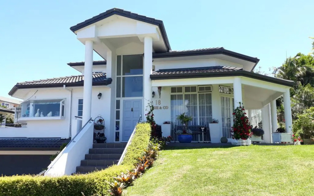 Lush & Co Auckland Bed & Breakfast