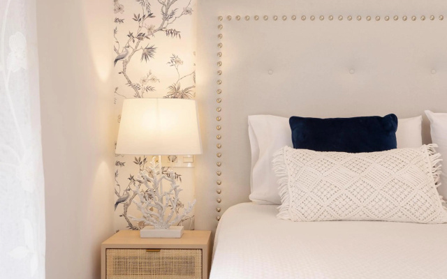 Genteel Home Mesones