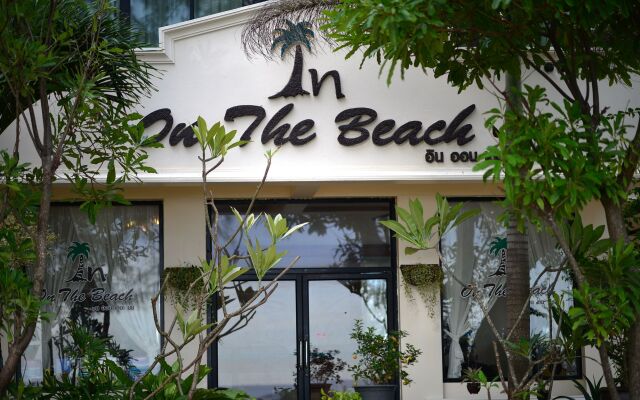 Отель In On The Beach вид на фасад