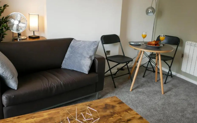 11D Castle Street Serviced Apartments
