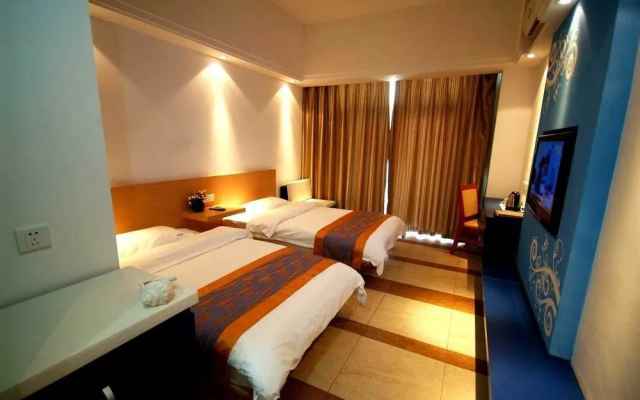 Holiday Bay Fashion Hotel