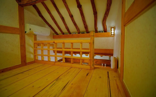 Hanok House