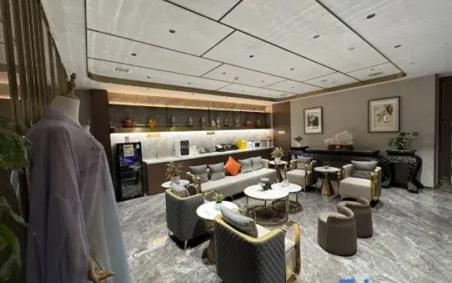 Xi'an Wanxin International Hotel (Huimin Street Bell Tower Subway Station Branch)