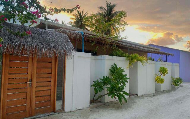 Sands Inn