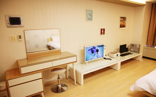 Numberone Guest Hotel