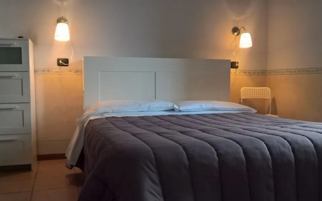 Mario Spagnoli - Hostel