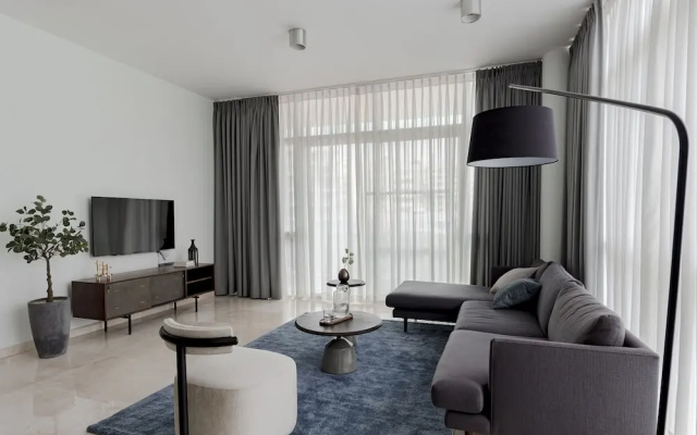 Blue Arch Suites